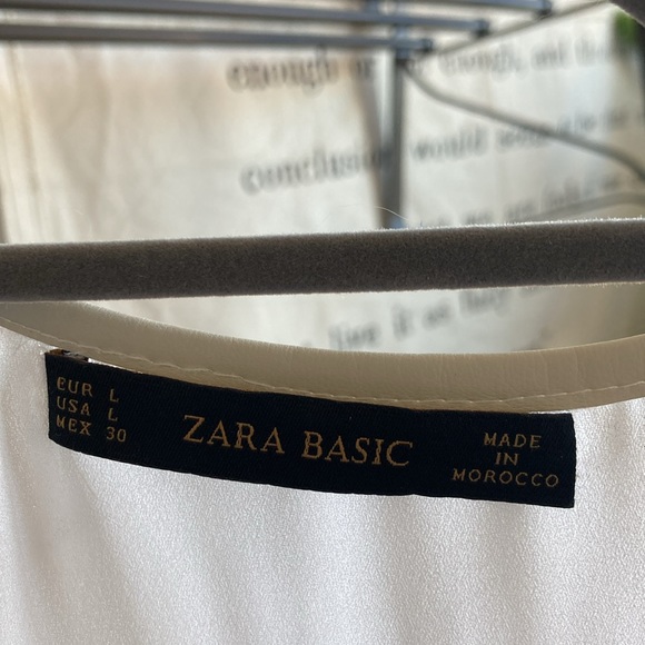 Zara white top with leather collar detail - Picture 2 of 3